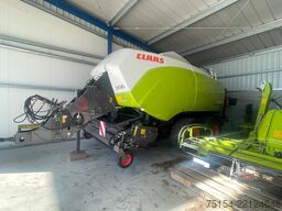 CLAAS Quadrant 5300 FC