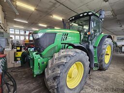 John Deere 6215 R