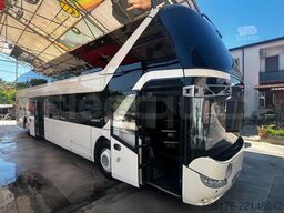 Neoplan Skyliner