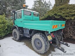 Mercedes-Benz Unimog U 900/417.101