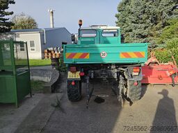 Mercedes-Benz Unimog U 900/417.101