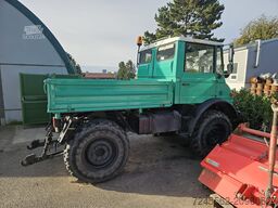 Mercedes-Benz Unimog U 900/417.101