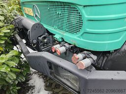 Mercedes-Benz Unimog U 900/417.101