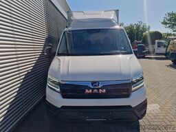 MAN TGE 6.180 Doka/Koffer/Fahrschulepedale/2900 KM !