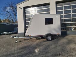 Tomplan Sport uns Transport Camping isolierter Koffer mit Heckrampe führerscheinfrei 100km/H Neu