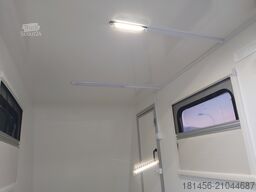 Tomplan Sport uns Transport Camping isolierter Koffer mit Heckrampe führerscheinfrei 100km/H Neu