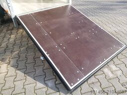 Tomplan Sport uns Transport Camping isolierter Koffer mit Heckrampe führerscheinfrei 100km/H Neu