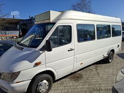 Mercedes-Benz Sprinter 413