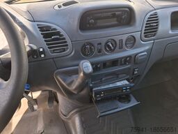 Mercedes-Benz Sprinter 413