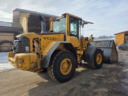 VOLVO L90 F
