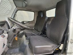 Mitsubishi Fuso 3C13 Multitel MXE200