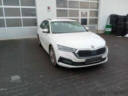 SKODA Octavia Combi Ambition