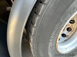 IVECO Stralis  400  Carrier