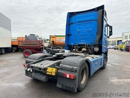 MERCEDES-BENZ Actros 1842