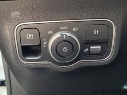 Mercedes-Benz GLB 200 4M Style+StandH+Distr+RKamera+Augment