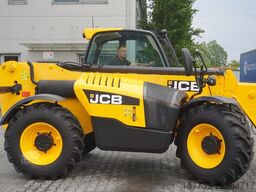JCB 535-95 / 3.5 T / range 9.5 m / joystick