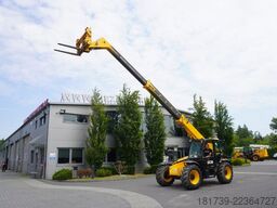 JCB 535-95 / 3.5 T / range 9.5 m / joystick