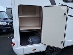 EURAMOBIL Activa One 550 MS Markise, Radio, RFK