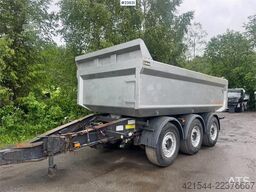 Maur Triple-Axle Trailer – Needs Repair