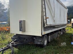 Tyllis trailer with chip body and tipper – hydraulic side