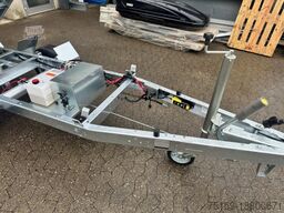 Humbaur HUK 182715 Heckkipper 1,8 t. E-Pumpe, 2680 x 1500 x 300mm