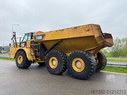 Caterpillar 740B