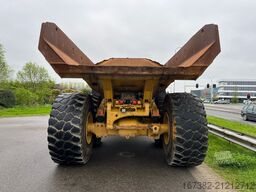 Caterpillar 740B