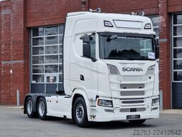 Scania 590S V8 NGS 6X4 - retarder - full air - leather...