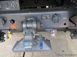 MERCEDES-BENZ 1820 AK Allrad 4x4 3-Sitzer ex-THW