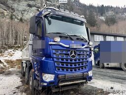 Mercedes-Benz Arocs 3263