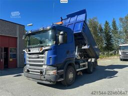 Scania R500 6x2 snow rigged tipper truck w/ plate and und