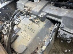 Scania R124/400 hook truck w/ 26T hook and box. WATCH VID