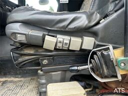 Scania R124/400 hook truck w/ 26T hook and box. WATCH VID