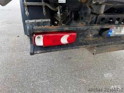 Renault D 4x2 tipper truck 7.5 tons