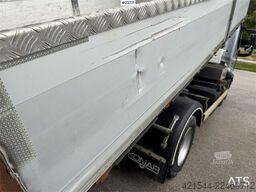 Renault D 4x2 tipper truck 7.5 tons