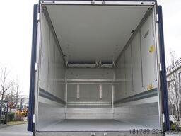 Mercedes-Benz Actros 2545 6×2 MP5 / KRONE refrigerator