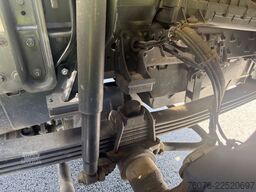 MERCEDES-BENZ MB 917 A 4x4 Allrad Koffer 6m Klima Heizung