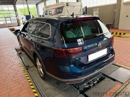 VW Passat Variant Alltrack 4Motion 2.0 TDI HeadUP