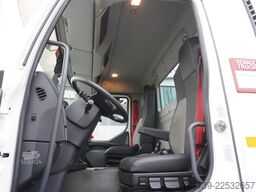Renault C280 DTI 8 / FASSI crane 5.6T / 560 mth