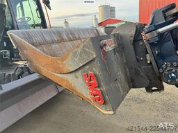 Volvo EWR130 Wheeled Excavator with Rototilt and 2 Bucke