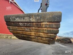 Volvo EWR130 Wheeled Excavator with Rototilt and 2 Bucke