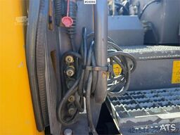 Volvo EW160B w/ rototilt and two buckets. WATCH VIDEO