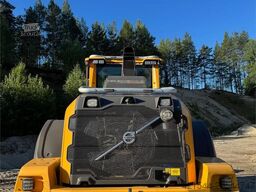 Volvo L110H Wheel Loader