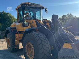 Volvo L110H Wheel Loader