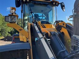 Volvo L110H Wheel Loader