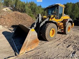 Volvo L110H Wheel Loader