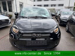 FIAT 500 e Red Paket Komfort Kamera PDC CARPLAY