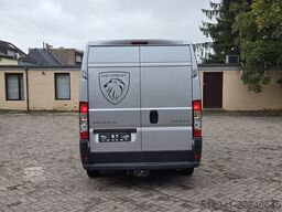 Peugeot Boxer 3.0 HDI L2H2 6-SITZER 8X BEREIFT