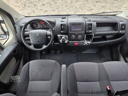 Peugeot Boxer 3.0 HDI L2H2 6-SITZER 8X BEREIFT