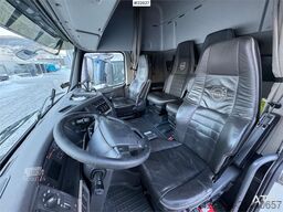 Volvo FH520 tractor unit. 141,000 km!